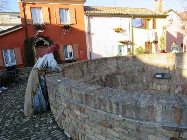 La piazzetta delle Conserve addobbata per le festività natalizie