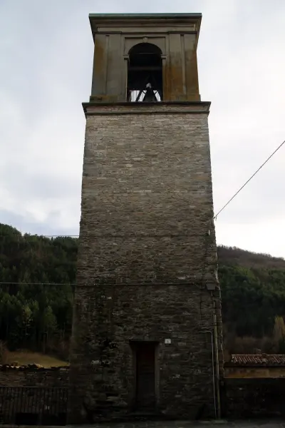 Il campanile della pieve di Santa Maria in Girone a Portico di Romagna