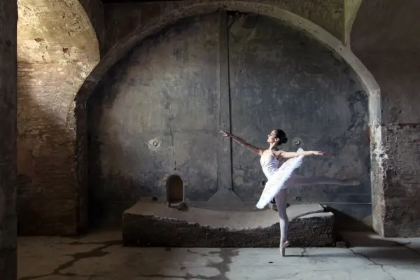 La Sala delle Tinaie, uno degli ambienti storici delle cantine di Villa Torlonia