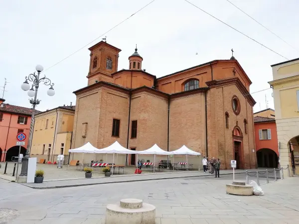 Il luogo: La chiesa di Santa Maria Maggiore, la parrocchia che organizza il presepe vivente