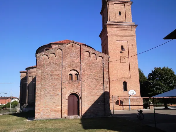 Il luogo: La pieve romanica di Santo Stefano a Barbiano di Cotignola