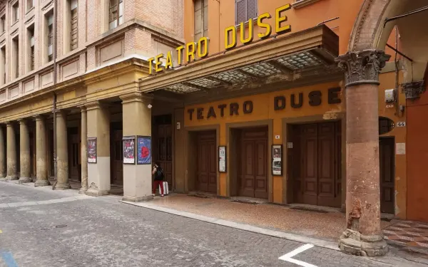 Il luogo: Teatro Duse
