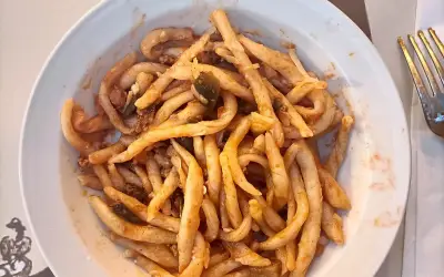 Strozzapreti al sugo