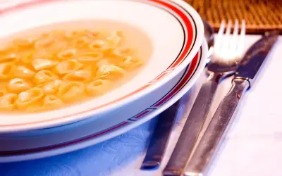 Tortellini in brodo