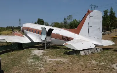 Un Douglas DC-3 nel Parco Tematico dell'Aviazione, Rimini