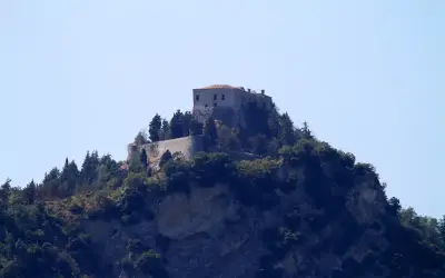 Il castello di Montebello in Valmarecchia