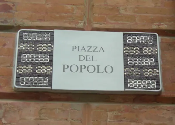 Targa in mosaico di piazza del Popolo, Ravenna