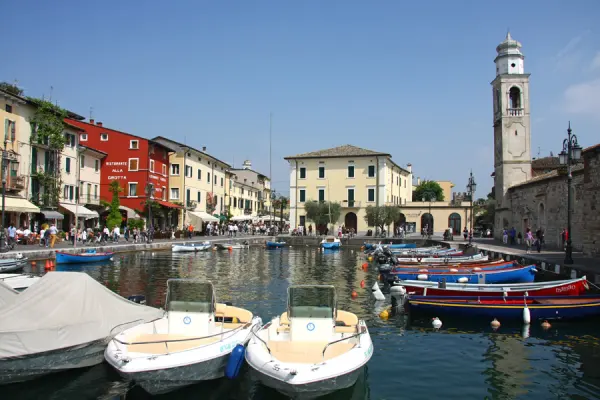 Il porto di Lazise, Lago di Garda