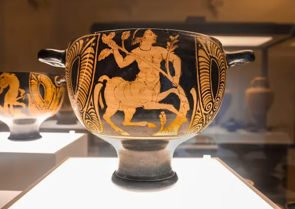 Coppa attica dalle tombe di Spina, Museo archeologico nazionale di Ferrara