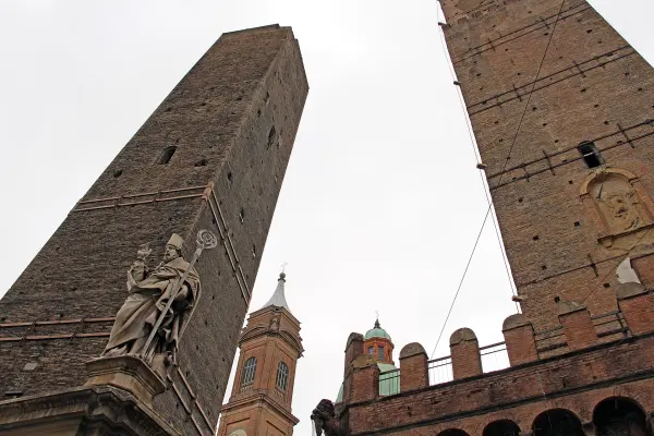 Le Due Torri, Asinelli e Garisenda, Bologna