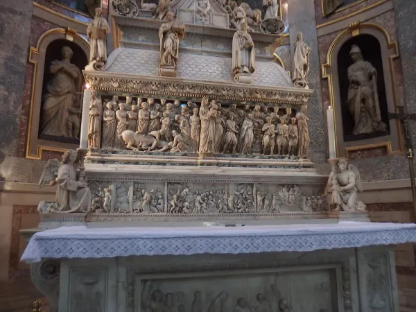 L'Arca di San Domenico, Bologna