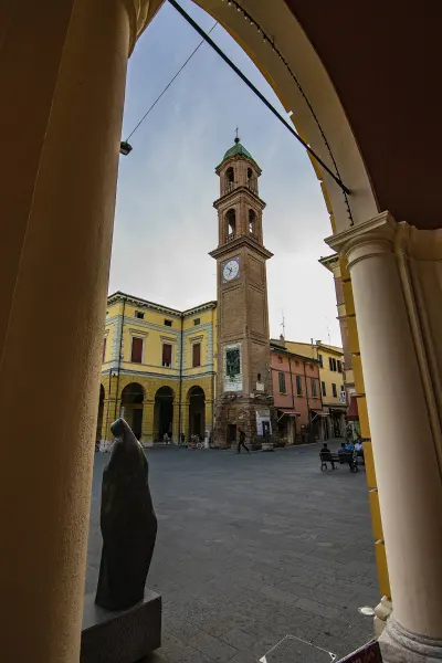 Torre dell'Orologio in piazza Matteotti, Massa Lombarda